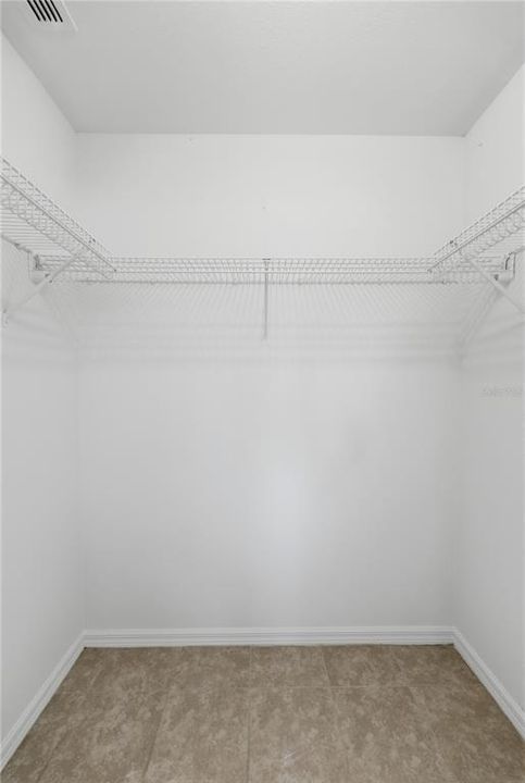 For Sale: $299,900 (3 beds, 2 baths, 1200 Square Feet)