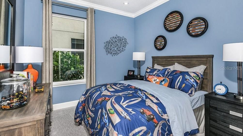 На продажу: $369,900 (3 спален, 2 ванн, 2055 Квадратных фут)