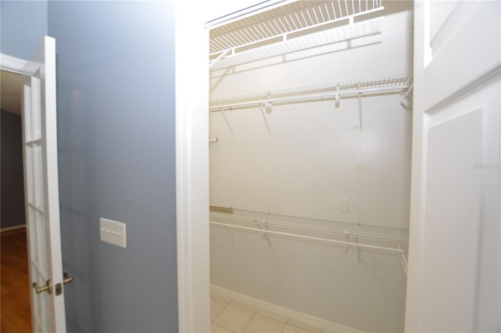 待售: $319,000 (3 贝兹, 2 浴室, 1684 平方英尺)