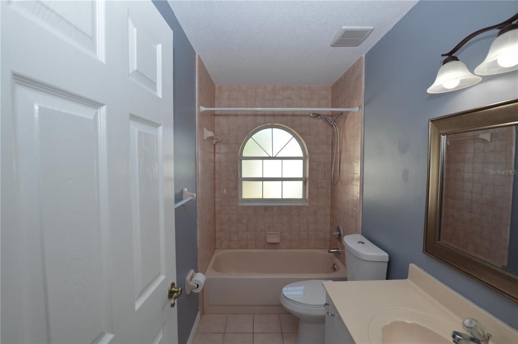 待售: $319,000 (3 贝兹, 2 浴室, 1684 平方英尺)