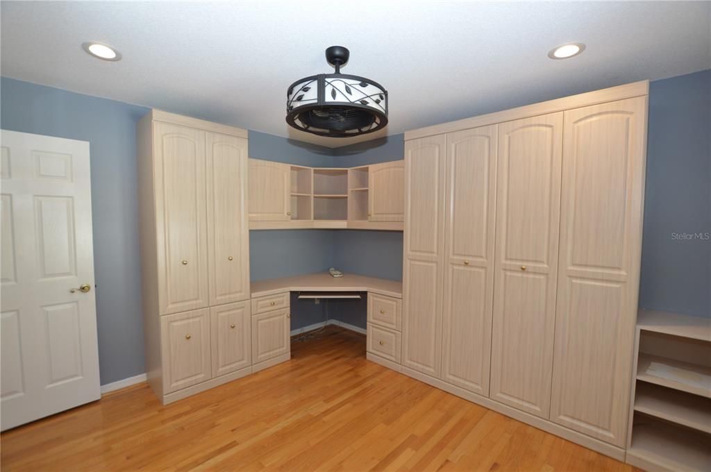 待售: $319,000 (3 贝兹, 2 浴室, 1684 平方英尺)