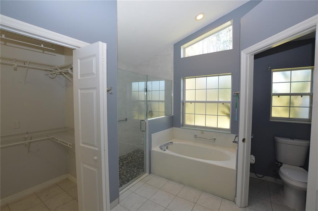 待售: $319,000 (3 贝兹, 2 浴室, 1684 平方英尺)