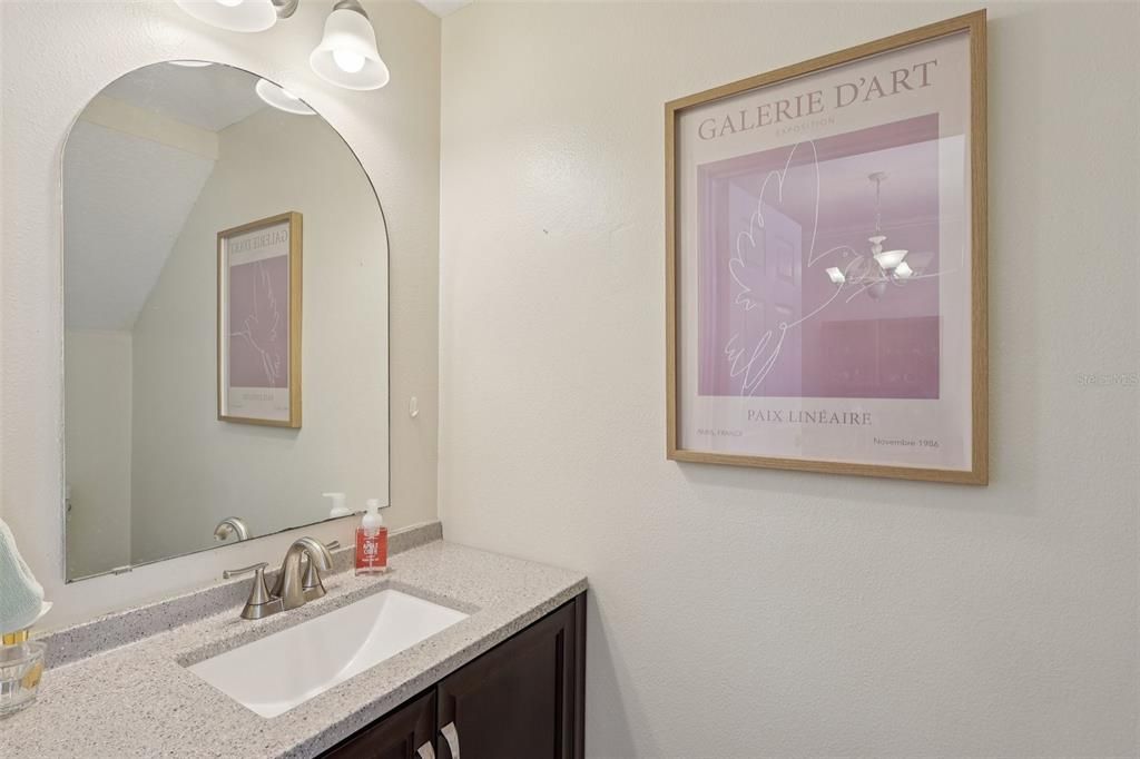 En Venta: $254,000 (2 camas, 2 baños, 1095 Pies cuadrados)