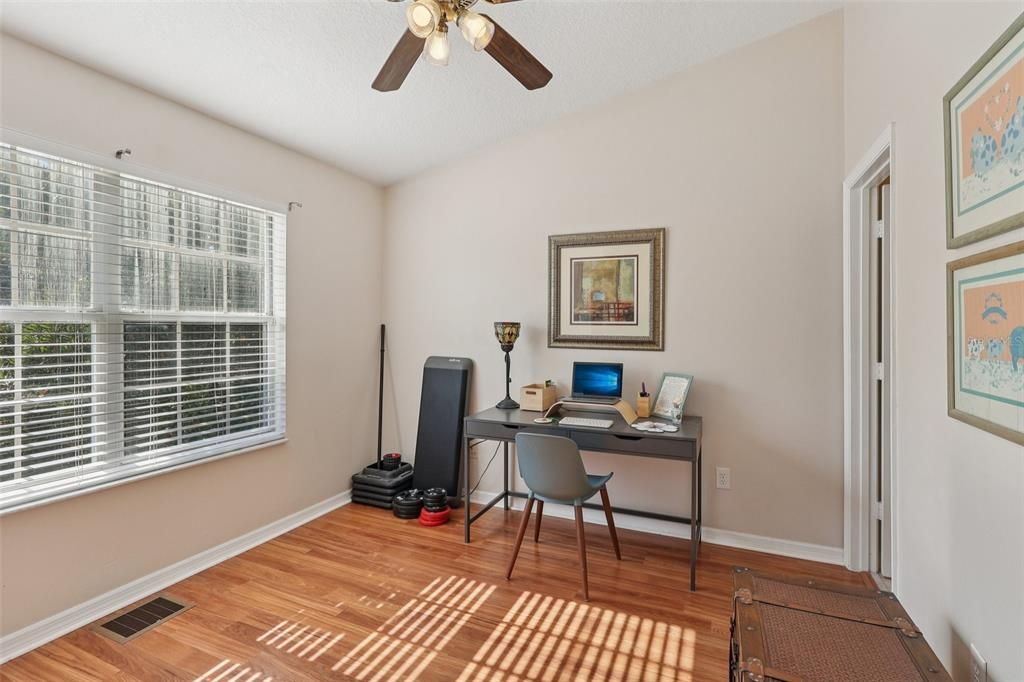 En Venta: $254,000 (2 camas, 2 baños, 1095 Pies cuadrados)