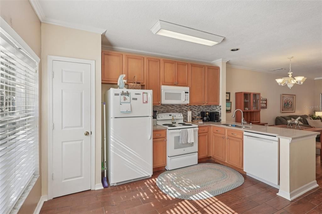 En Venta: $254,000 (2 camas, 2 baños, 1095 Pies cuadrados)