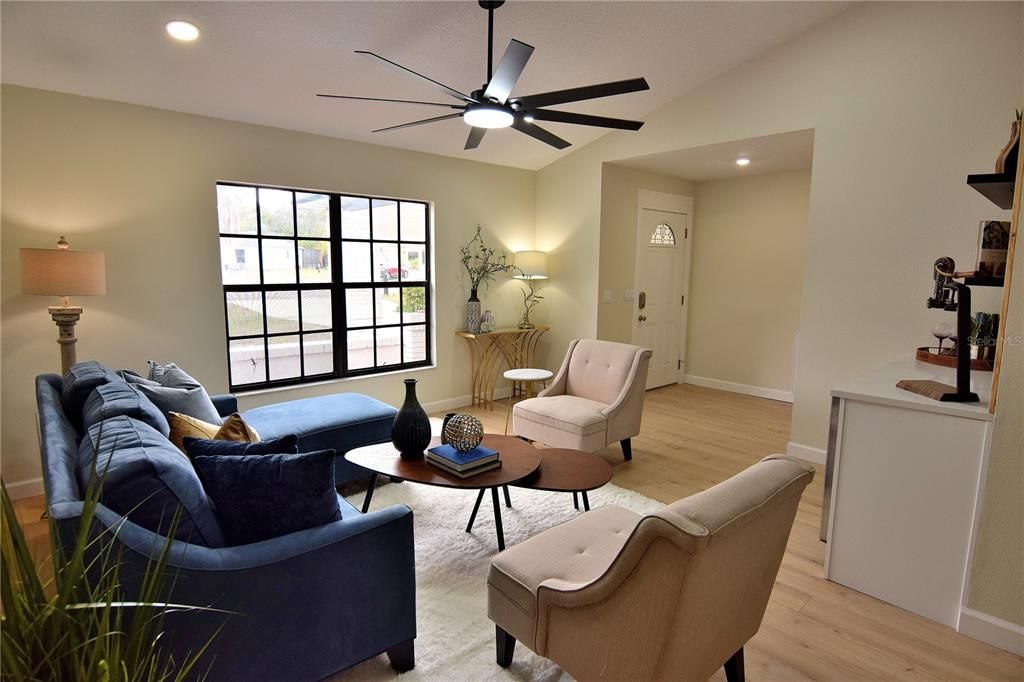 待售: $329,700 (3 贝兹, 2 浴室, 1632 平方英尺)