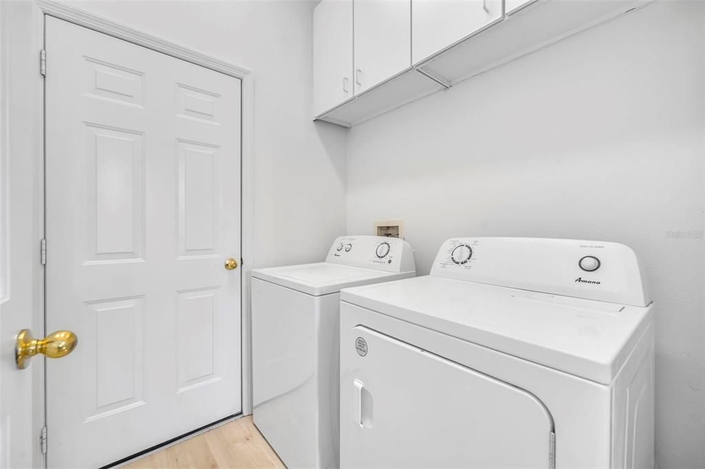 For Sale: $699,900 (4 beds, 2 baths, 2035 Square Feet)