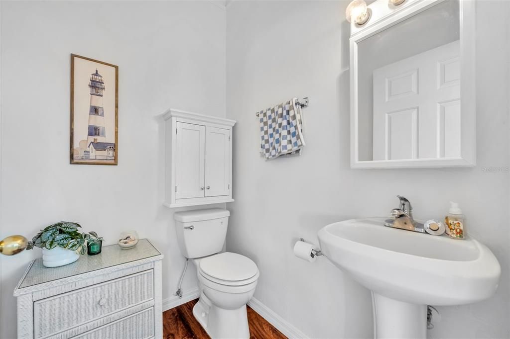 For Sale: $699,900 (4 beds, 2 baths, 2035 Square Feet)