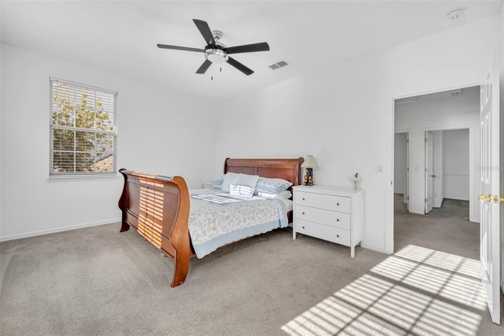 For Sale: $699,900 (4 beds, 2 baths, 2035 Square Feet)