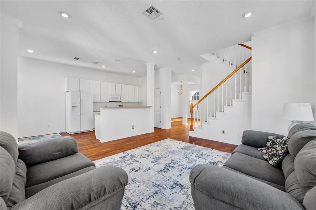 For Sale: $699,900 (4 beds, 2 baths, 2035 Square Feet)