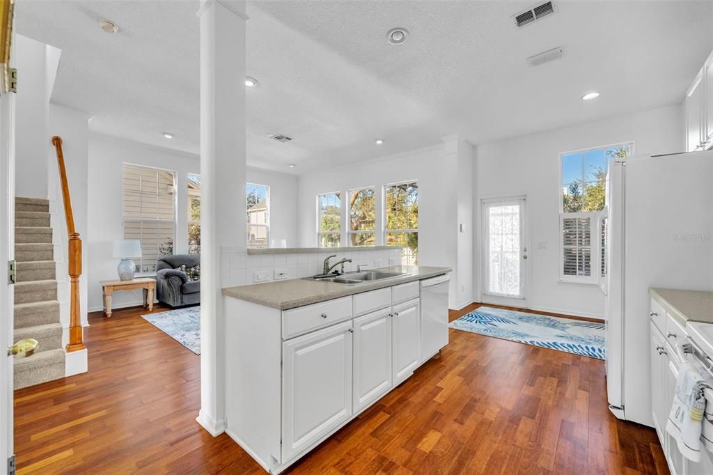 For Sale: $699,900 (4 beds, 2 baths, 2035 Square Feet)