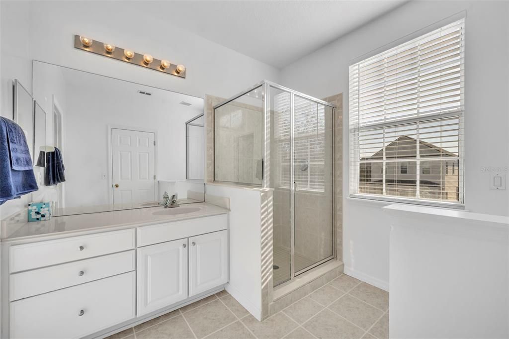 For Sale: $699,900 (4 beds, 2 baths, 2035 Square Feet)