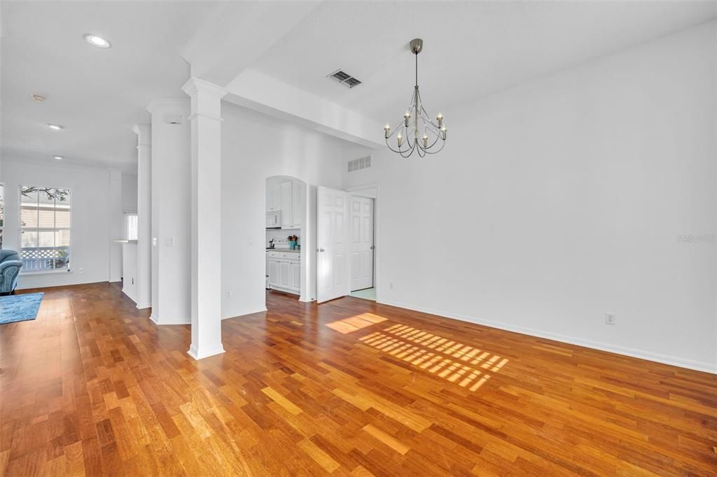 For Sale: $699,900 (4 beds, 2 baths, 2035 Square Feet)