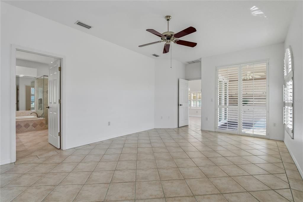 En Venta: $545,000 (3 camas, 2 baños, 1971 Pies cuadrados)