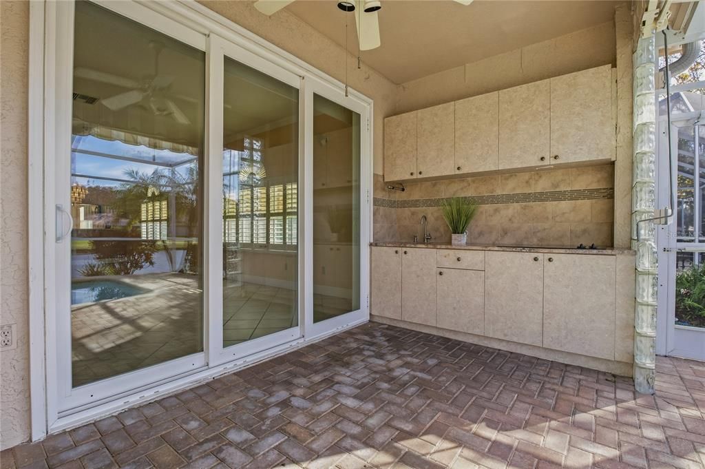 En Venta: $545,000 (3 camas, 2 baños, 1971 Pies cuadrados)