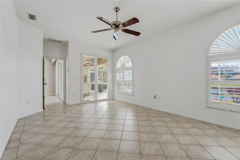 En Venta: $545,000 (3 camas, 2 baños, 1971 Pies cuadrados)