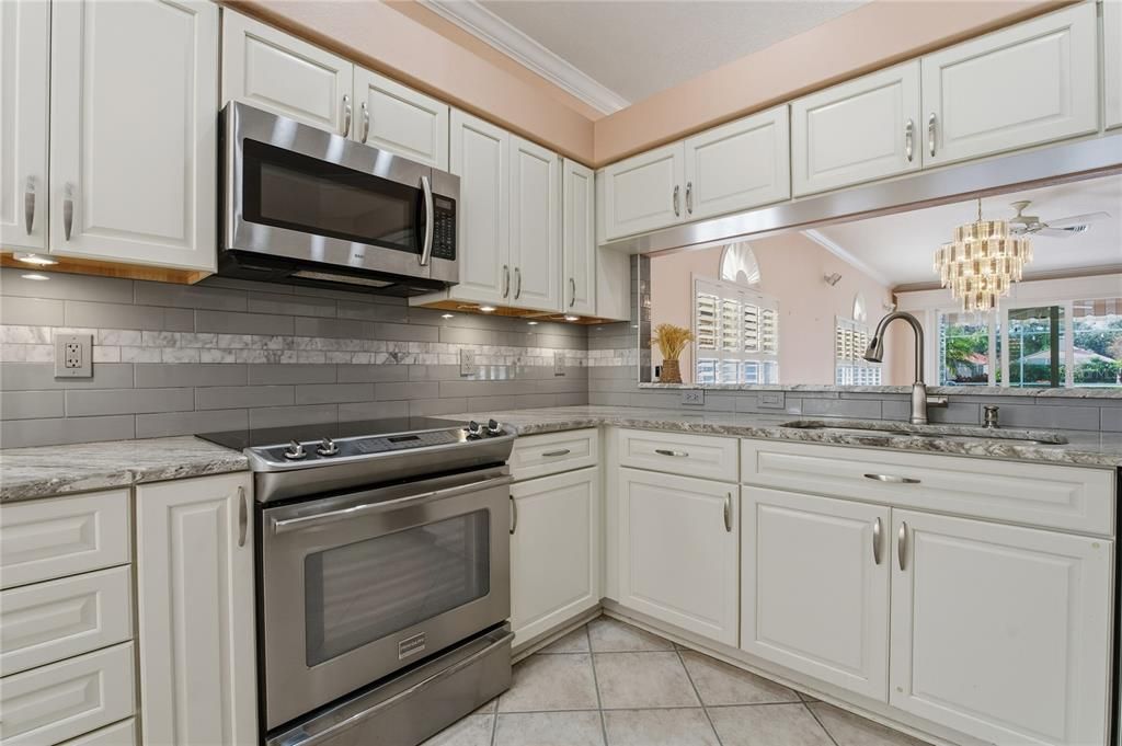 En Venta: $545,000 (3 camas, 2 baños, 1971 Pies cuadrados)