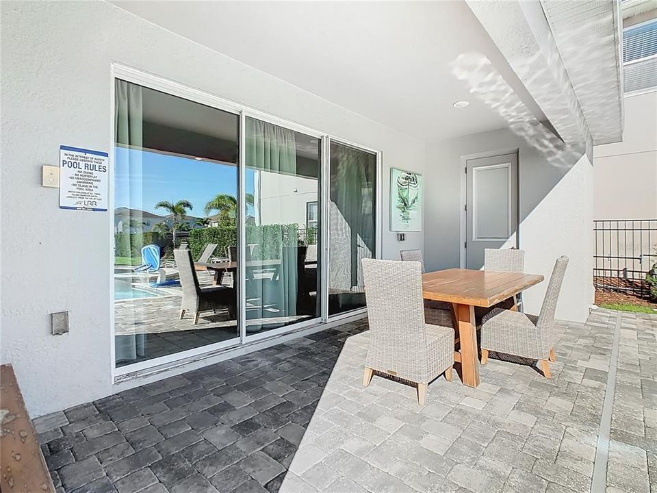 For Sale: $710,000 (5 beds, 5 baths, 2945 Square Feet)