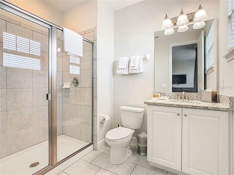 For Sale: $710,000 (5 beds, 5 baths, 2945 Square Feet)