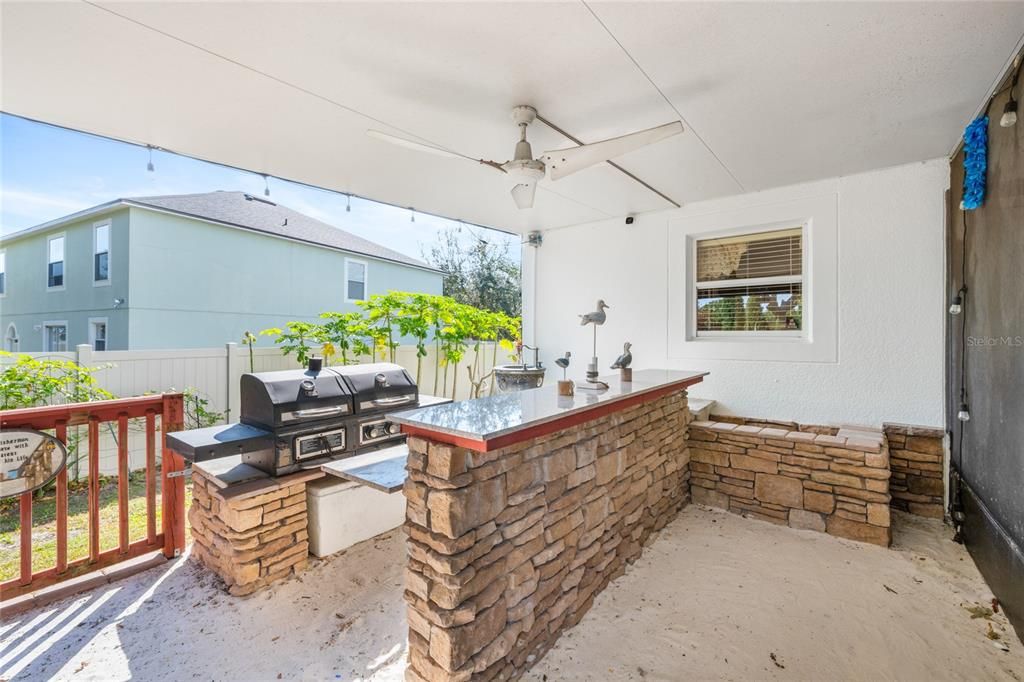 待售: $449,999 (5 贝兹, 3 浴室, 2320 平方英尺)