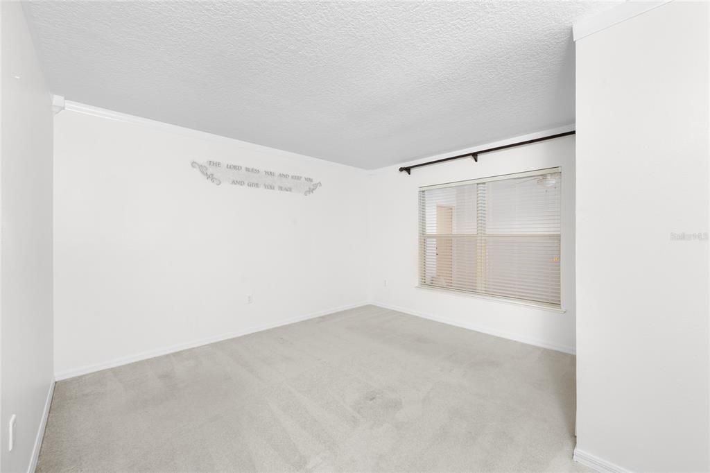 待售: $449,999 (5 贝兹, 3 浴室, 2320 平方英尺)