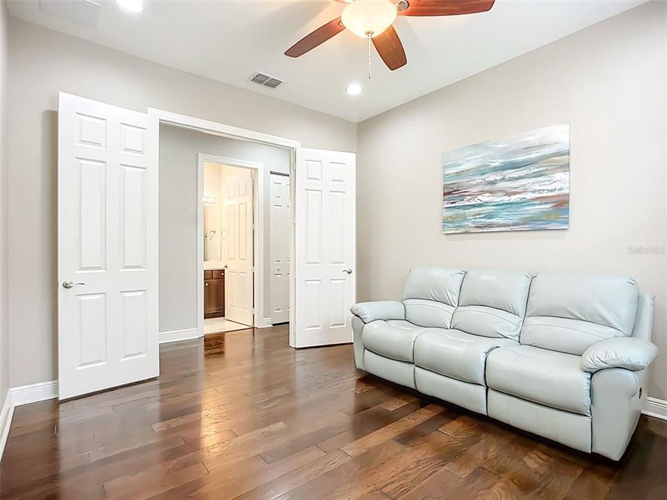 待售: $739,900 (3 贝兹, 3 浴室, 2623 平方英尺)