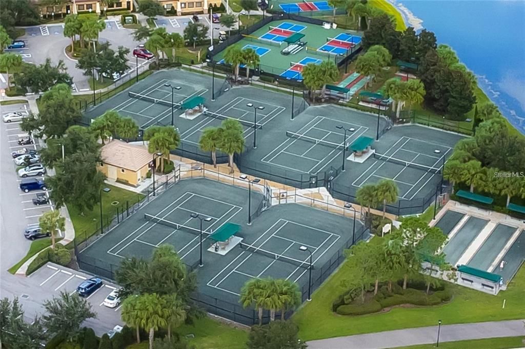 待售: $739,900 (3 贝兹, 3 浴室, 2623 平方英尺)