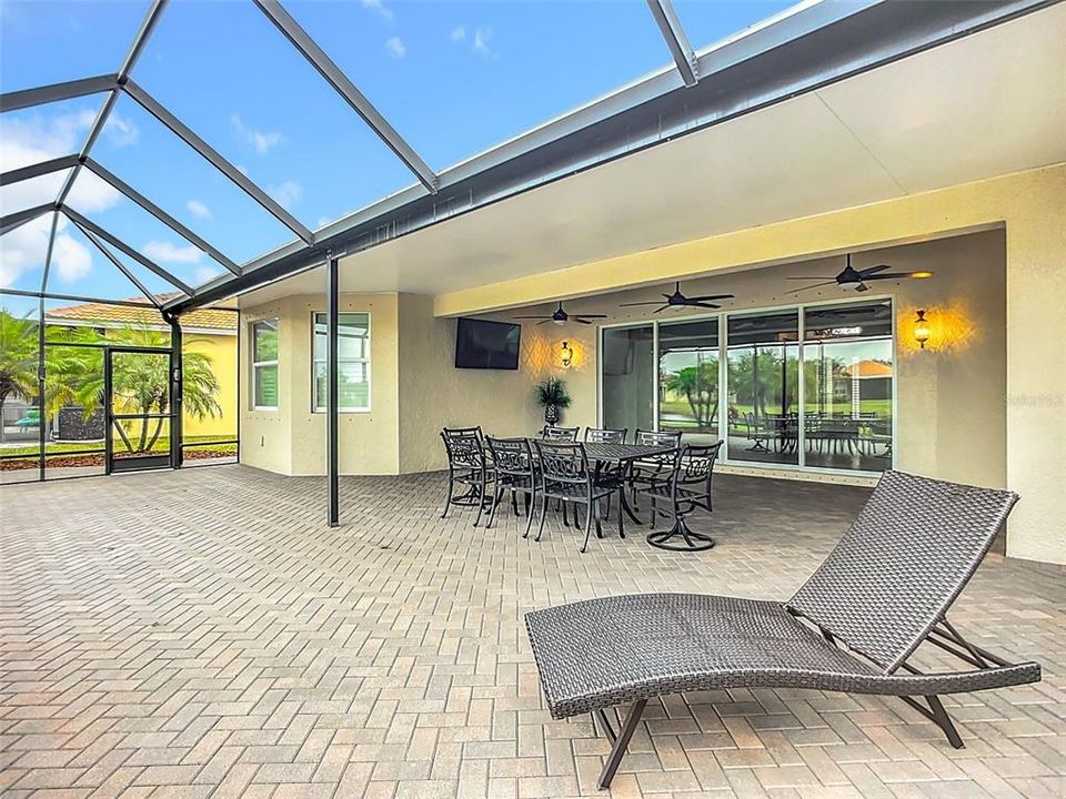 待售: $739,900 (3 贝兹, 3 浴室, 2623 平方英尺)