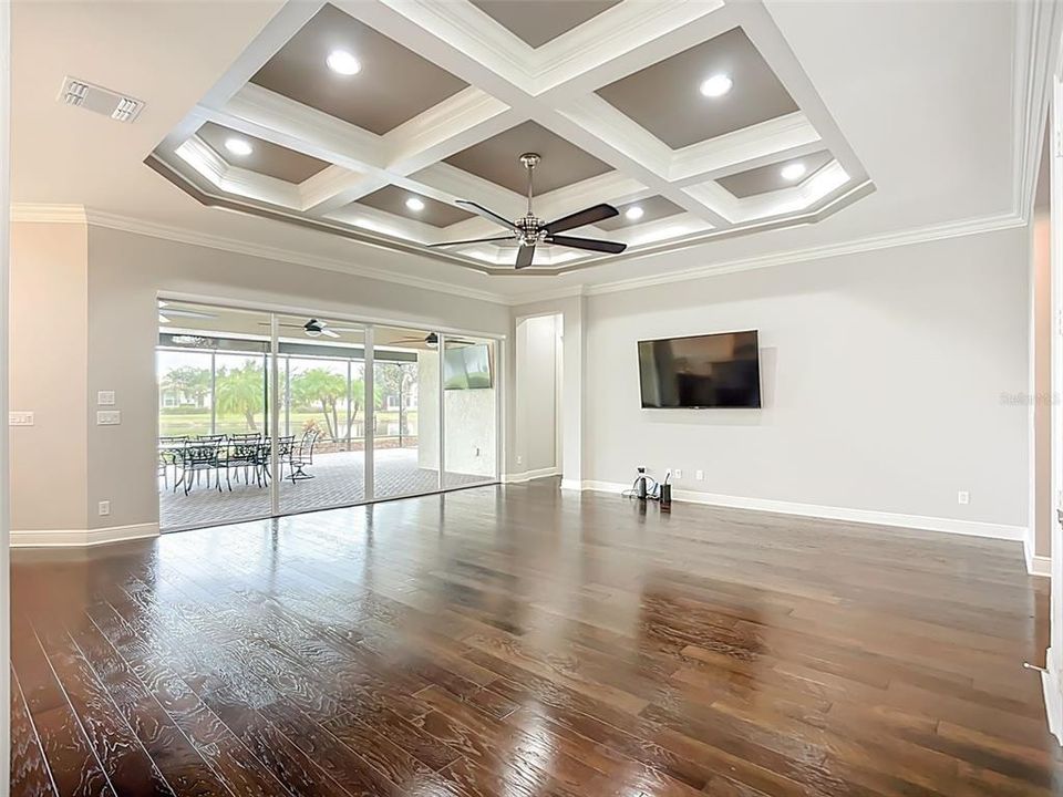 待售: $739,900 (3 贝兹, 3 浴室, 2623 平方英尺)