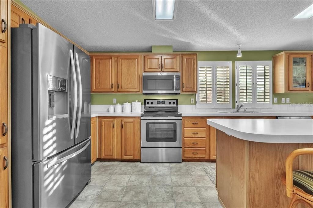 For Sale: $168,500 (2 beds, 2 baths, 1510 Square Feet)