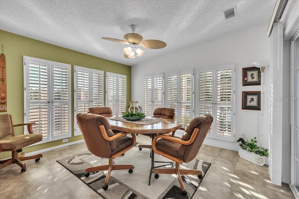 For Sale: $168,500 (2 beds, 2 baths, 1510 Square Feet)