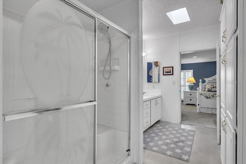 For Sale: $168,500 (2 beds, 2 baths, 1510 Square Feet)