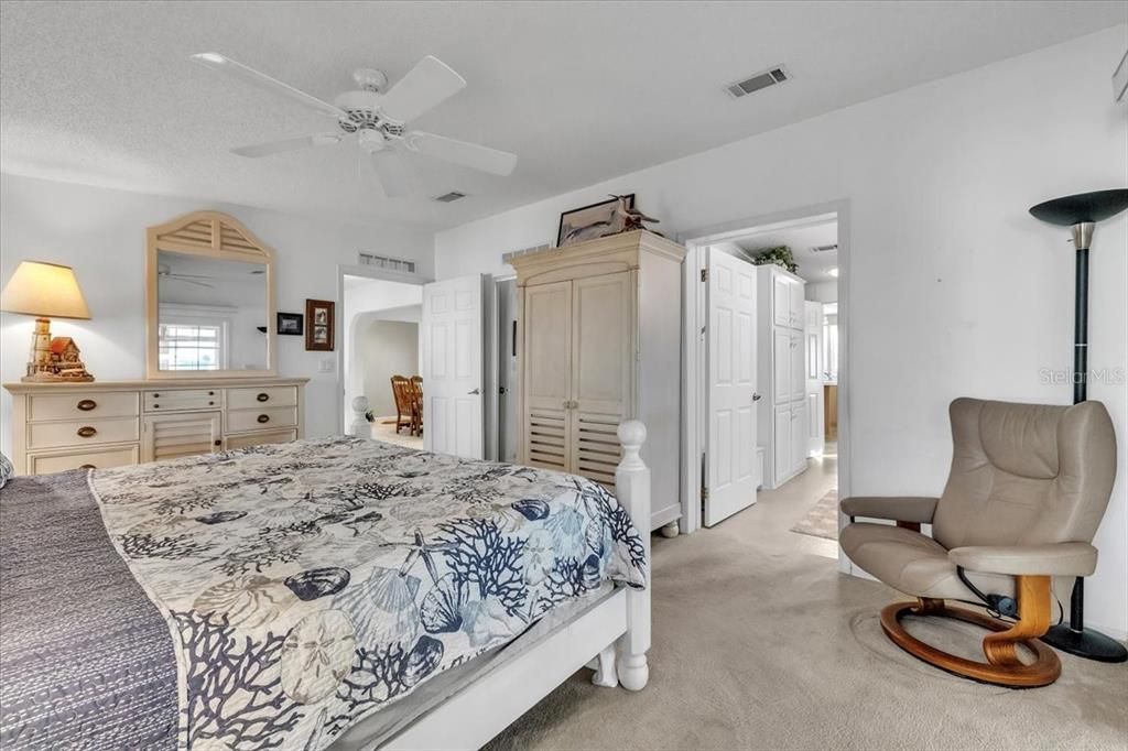 For Sale: $168,500 (2 beds, 2 baths, 1510 Square Feet)