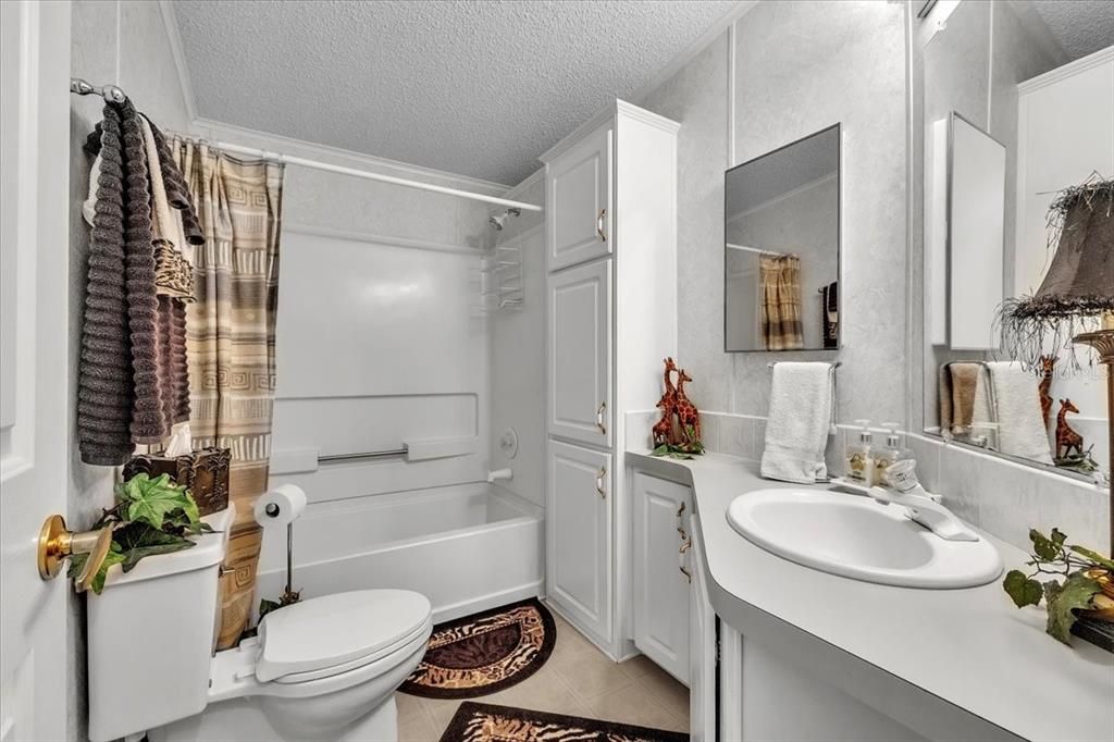 For Sale: $168,500 (2 beds, 2 baths, 1510 Square Feet)