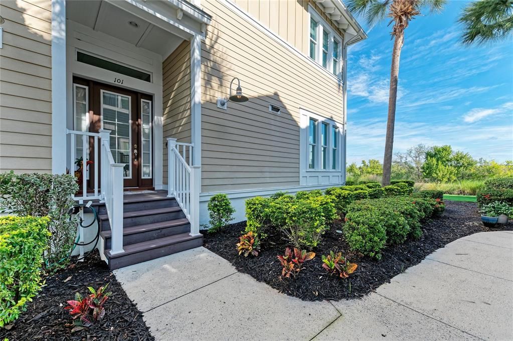 For Sale: $899,000 (2 beds, 2 baths, 1616 Square Feet)