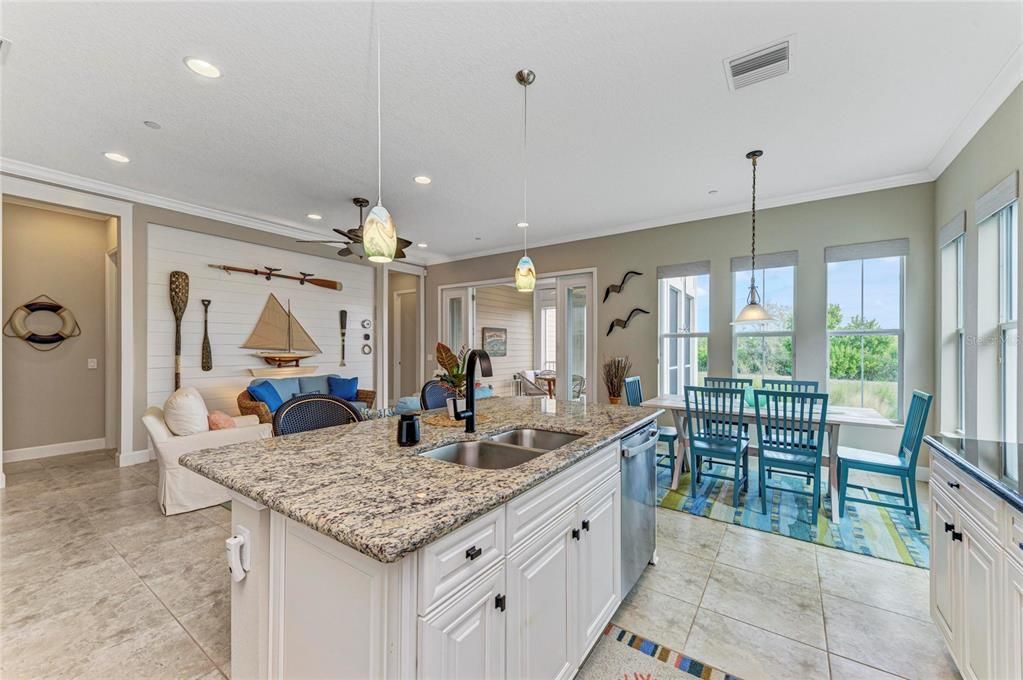 For Sale: $899,000 (2 beds, 2 baths, 1616 Square Feet)