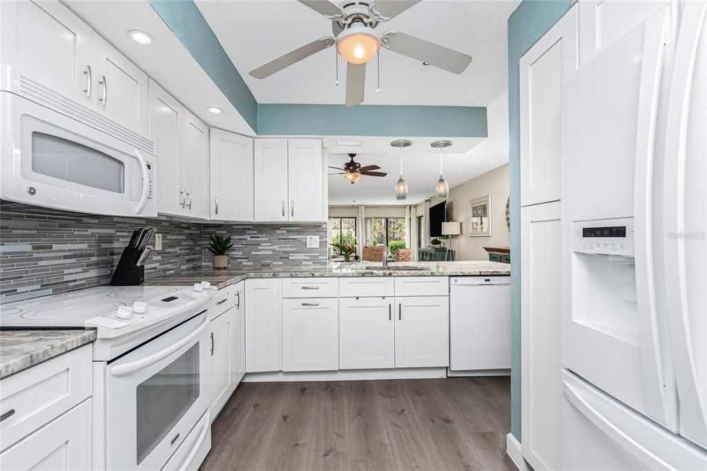 En Venta: $589,900 (2 camas, 2 baños, 1161 Pies cuadrados)