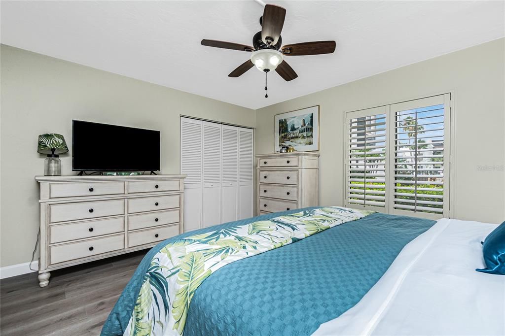 En Venta: $589,900 (2 camas, 2 baños, 1161 Pies cuadrados)