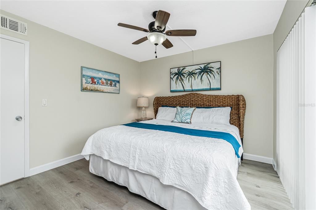 En Venta: $589,900 (2 camas, 2 baños, 1161 Pies cuadrados)