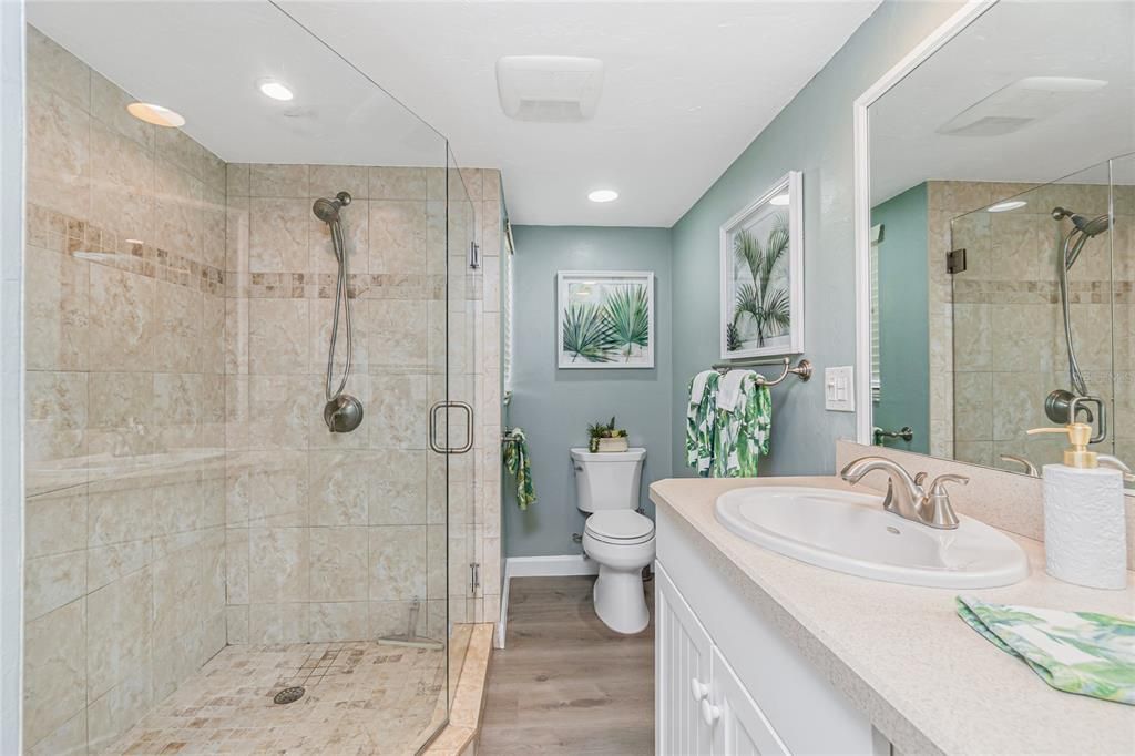 En Venta: $589,900 (2 camas, 2 baños, 1161 Pies cuadrados)