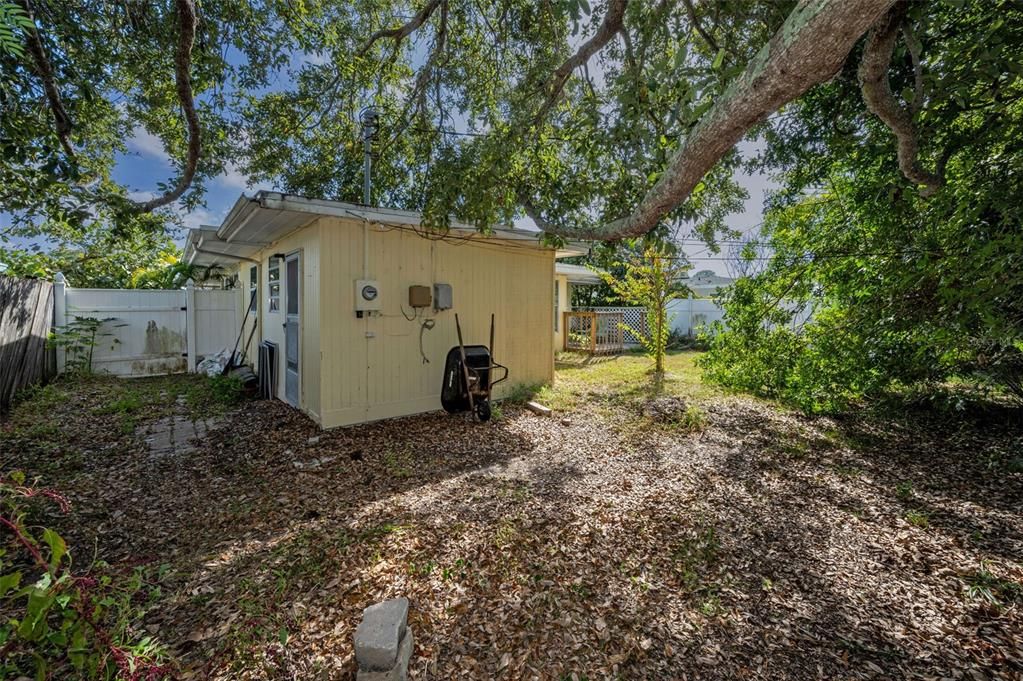 En Venta: $399,000 (3 camas, 2 baños, 1216 Pies cuadrados)