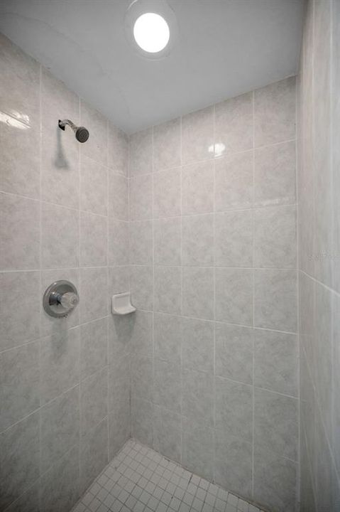 En Venta: $399,000 (3 camas, 2 baños, 1216 Pies cuadrados)