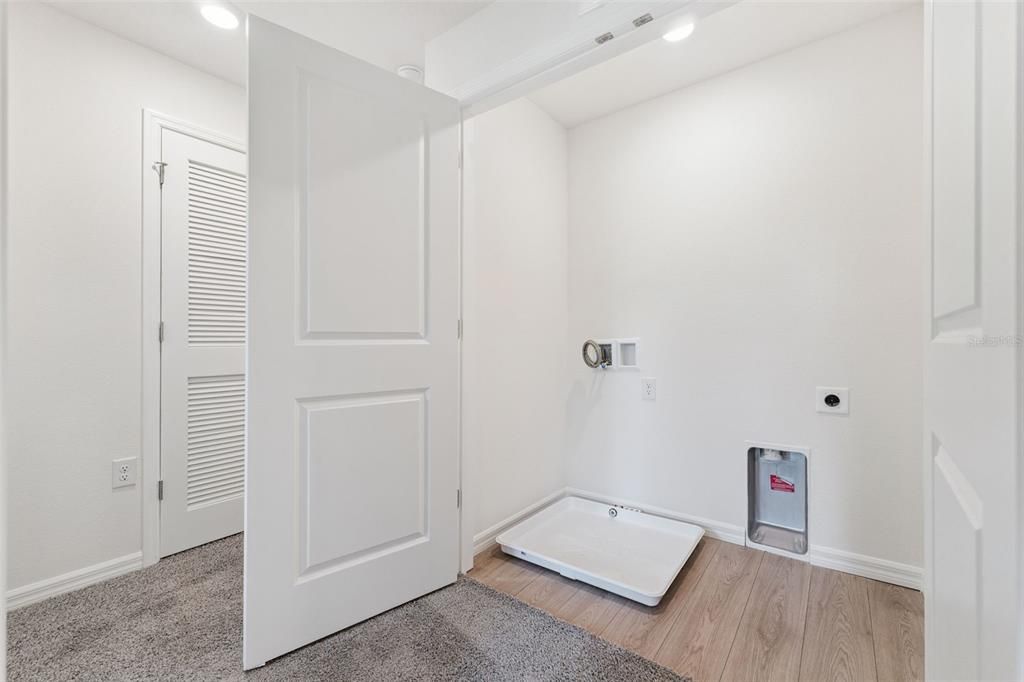 For Sale: $328,990 (3 beds, 2 baths, 1463 Square Feet)