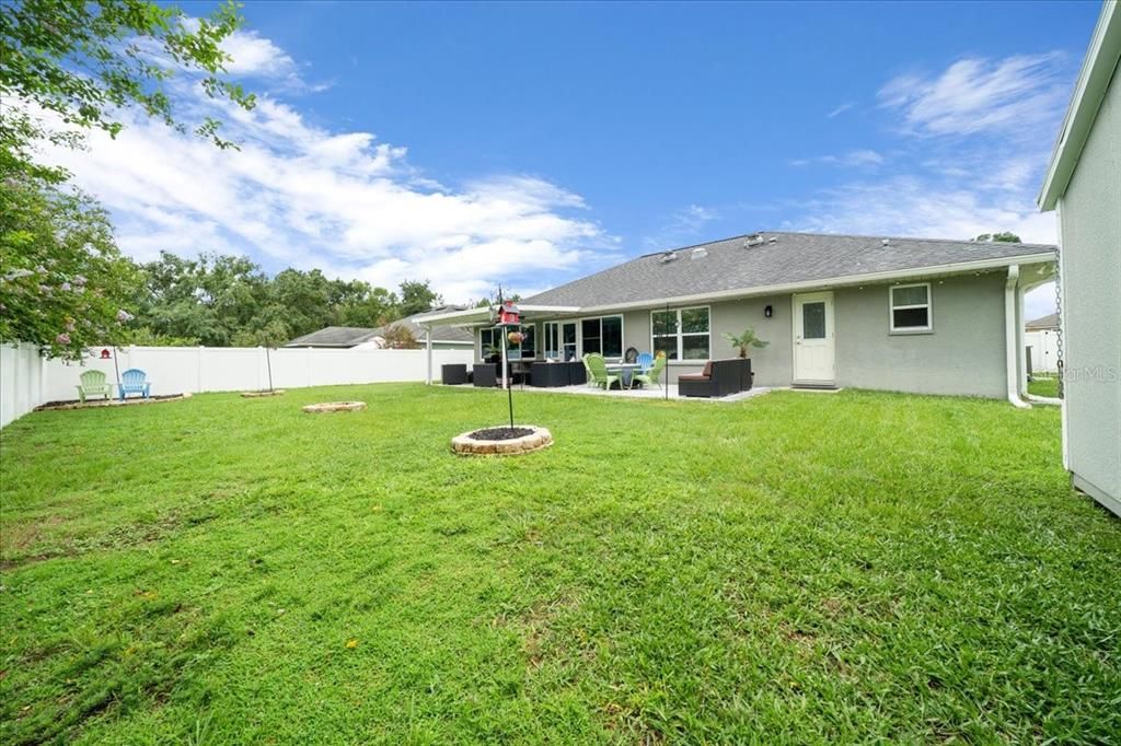 For Sale: $365,000 (3 beds, 2 baths, 2223 Square Feet)