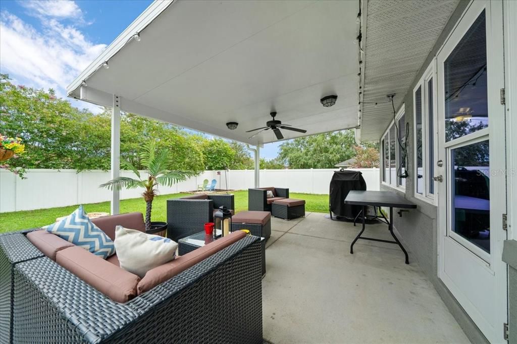 For Sale: $365,000 (3 beds, 2 baths, 2223 Square Feet)