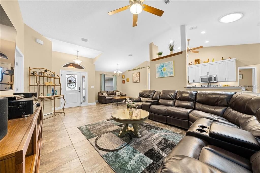 For Sale: $365,000 (3 beds, 2 baths, 2223 Square Feet)