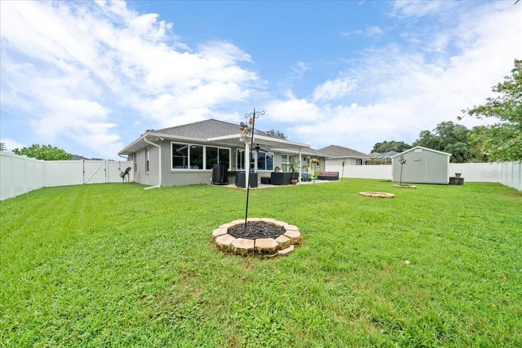 For Sale: $365,000 (3 beds, 2 baths, 2223 Square Feet)