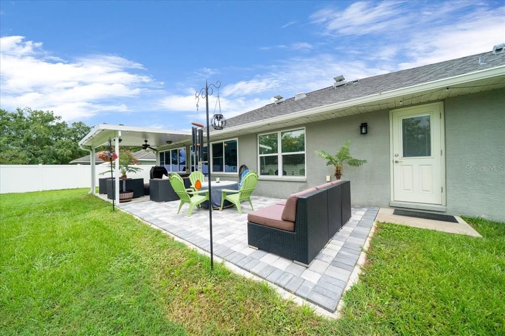 For Sale: $365,000 (3 beds, 2 baths, 2223 Square Feet)