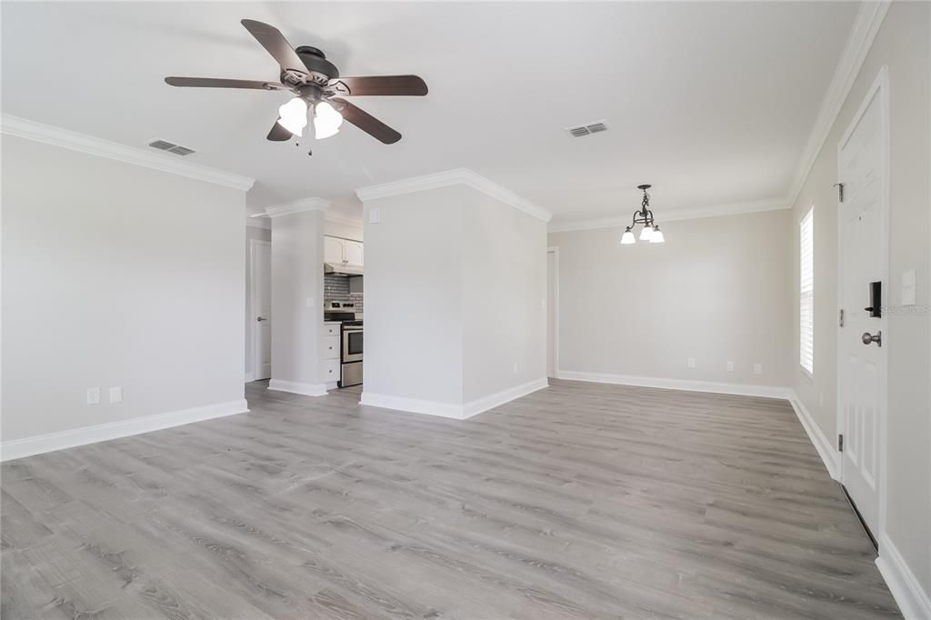 En Renta: $2,075 (3 camas, 2 baños, 1110 Pies cuadrados)