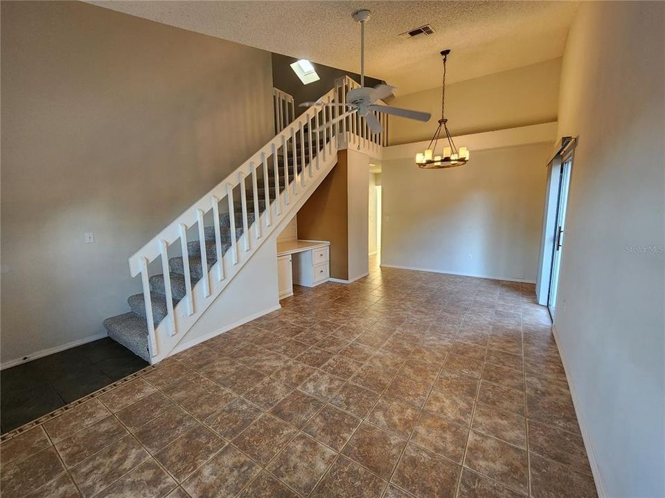 En Venta: $239,500 (2 camas, 2 baños, 1106 Pies cuadrados)